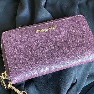 Michael Kors Wristlet Purse